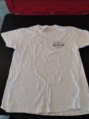 Quiksilver White Short Sleeve Tee with Chest Logo